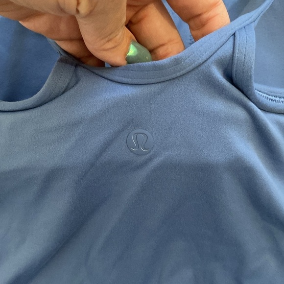 Lululemon | Lightweight High-Neck Yoga Tank Top | Water Drop Blue | Size 2 - Picture 9 of 10